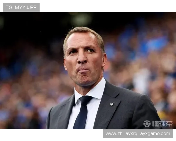 英超教练西装上的小人：探索英超主教练服装细节中的文化寓意